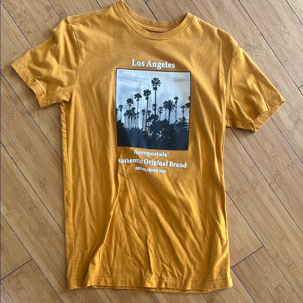 Aeropostale Men's Yellow Graphic T-Shirt